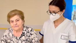 Entra in Rsa che non riesce a muoversi, torna a casa in piena salute