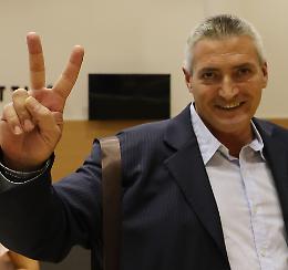 Caso Mosca: assolto da tre omicidi, in ottobre il processo bis per il primario