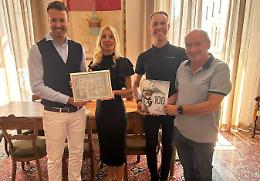 Danza sportiva, Elena Pariscenti e Mirko Gandelli premiati in Comune