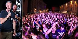 StraDeejay, sul palco Linus e i 40 dj