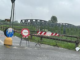 Ponte sul Po, iniziati i lavori di "Ciclovia VenTo" nonostante la pioggia