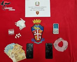 Sorpreso a cedere cocaina, spacciatore 26enne denunciato dai carabinieri
