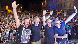 Con Linus la città balla: «Cremona è nel mio destino»