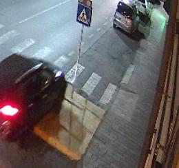 Il caso. Abbatte i segnali stradali e scappa, incastrato dalle telecamere