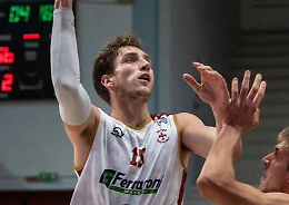 Basket. Ju-Vi Ferraroni Cremona e Niccolò Giulietti insieme per un'altra stagione