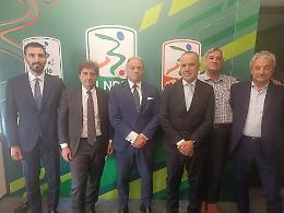 Calcio: tutte le società di serie B (Cremonese compresa) alzano un muro altissimo