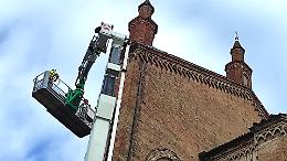 Mattone giù dal Duomo, lavori per la messa in sicurezza del cornicione
