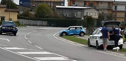 Diciottenne francese si schianta alla rotatoria: verbale da 5.100 euro