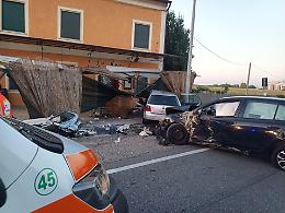Incidente e caos in via Mantova: 3 feriti