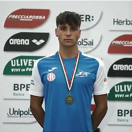 Nuoto, Doldi bronzo ai campionati italiani