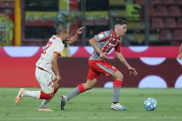 Calcio serie B: un'occasione a testa e Cremonese-Catanzaro chiudono 0-0 all'intervallo