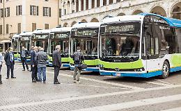 Autobus: fermo il biglietto urbano, rincarano gli abbonamenti
