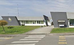 Manifesti selvaggi. Licenziato e sostituito il cantoniere comunale