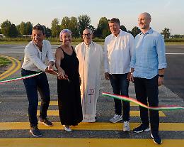 Migliaro, inaugurata la nuova pista: «Oggi si festeggia il volo»