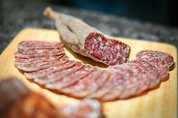 Festa del Salame, un maxi tramezzino anticipa le celebrazioni del suo centenario