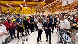 L'ipermercato Rossetto apre al pubblico
