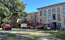 Rogo nel seminterrato della scuola: «Si faccia chiarezza»