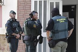Spagna: studente 14enne pugnala 5 persone in una scuola 
