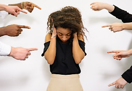 Adolescenti nella rete dei bulli: «Denunciateli»