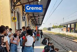Treni, studenti come sardine sulle carrozze