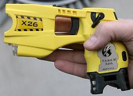 Niente pistola elettrica alla polizia locale
