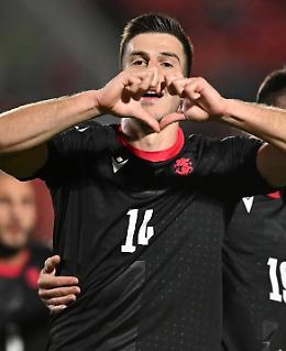 Calcio: un giocatore della Cremonese in gol in nazionale