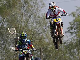 Motocross, cade lungo il circuito. Grave un 46enne
