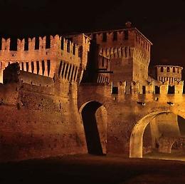 Halloween in rocca con musici, giocolieri, animazioni 