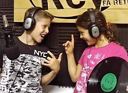 I baby dj Ester e Isacco alla conquista dell’etere