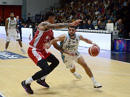 Pick and Roll. Vanoli, manca la continuità. Marcia trionfale per la JuVi
