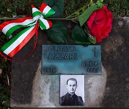Onore al Caduto, la foto e il fiore del soldato Aldo