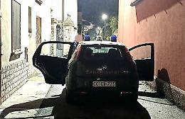 Lite in casa, ferito un uomo