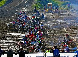 E' motocross spettacolo e Calandra è secondo
