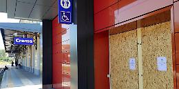Bagni della stazione, altro inghippo: da tre mesi inaccessibili