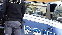 Insultata e picchiata dall'ex compagno, salvata dagli agenti della Volante