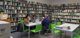 Il caso. Libri in eredità: «Devono restare qui»