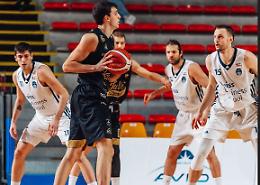 La Juvi soffre ma vince anche a Roma