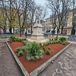 Giardini pubblici di piazza Roma, prosegue il restyling