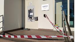 Assalto nella notte allo sportello Bancomat in via Brescia