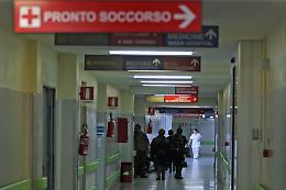 Colpito da un petardo esploso da un amico, grave un ragazzo 