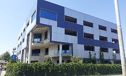 Tribunale, ecomostro al bivio: dimezzato o venduto all'asta