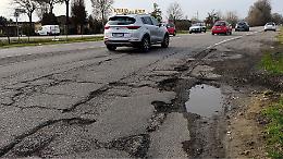 Viabilità compromessa: dopo la pioggia è slalom tra le buche