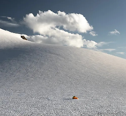 Docufilm "Montagne di Plastica" con Manuel Camia