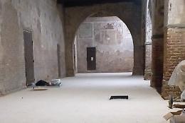 Castello visconteo, il nuovo pavimento prende forma