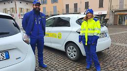 Poste, per i portalettere ecco i nuovi abiti all'insegna del comfort 