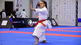 Miriam, la ragazza dal kimono d'oro tra libri e karate