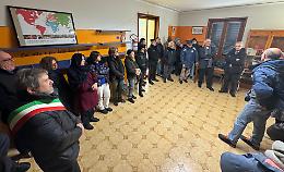 Il vescovo alla casa dell'accoglienza di Emmaus