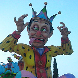 Carnevale 2024: sfilata di carri e gruppi mascherati 