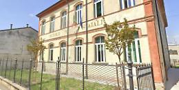 Scuole medie al freddo: lamentele e studenti a casa