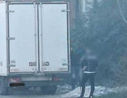 Scarica rifiuti, colto sul fatto